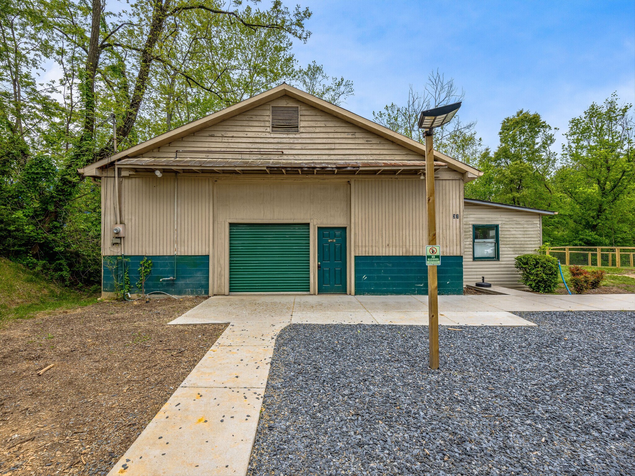 31 Fanning Bridge Rd, Fletcher, NC for sale Primary Photo- Image 1 of 1