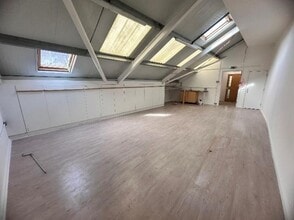 15-16 Palmer St, Frome for lease Interior Photo- Image 2 of 2