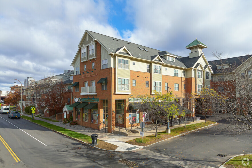 290 Exchange Blvd, Rochester, NY for sale - Primary Photo - Image 1 of 1