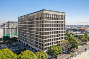 Wilshire Park Place - Automotive Property