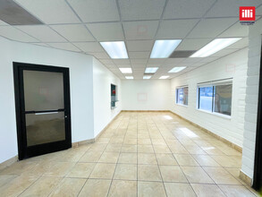 111-113 N Maclay Ave, San Fernando, CA for lease Interior Photo- Image 1 of 12