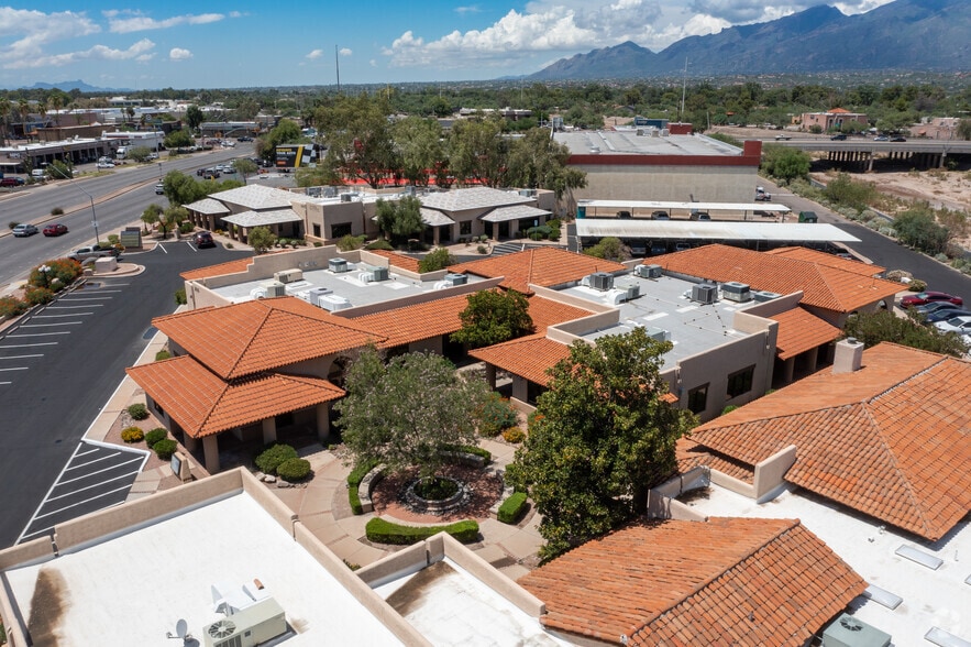 2096 N Kolb Rd, Tucson, AZ for lease - Aerial - Image 2 of 5