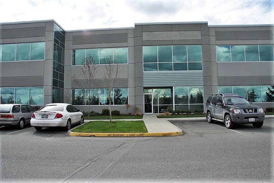 802 134th St SW, Everett, WA for lease - Building Photo - Image 2 of 2