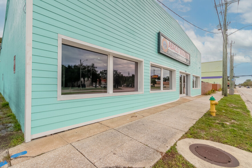 719 N Ridgewood Ave, Daytona Beach, FL for sale - Building Photo - Image 2 of 37