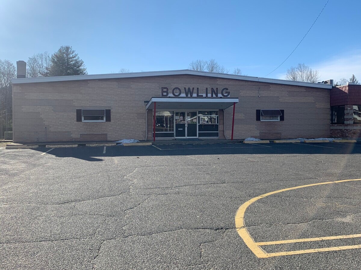 140 West St, Ware, MA 01082