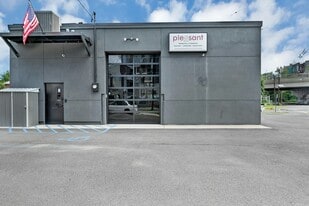 259 Kinderkamack Rd, Hackensack NJ - Parking Garage