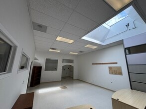 625-725 San Aleso Ave, Sunnyvale, CA for lease Interior Photo- Image 2 of 8