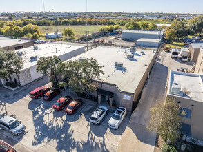 4402-4406 Centergate St, San Antonio, TX for lease Building Photo- Image 2 of 11