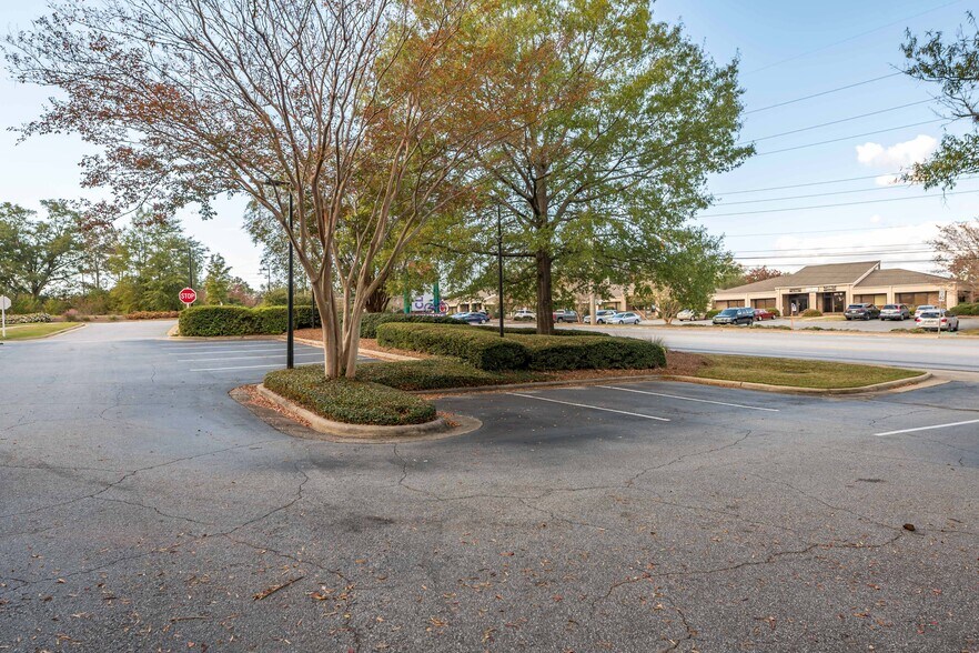 2900 Warm Springs Rd, Columbus, GA 31904 Office for Sale
