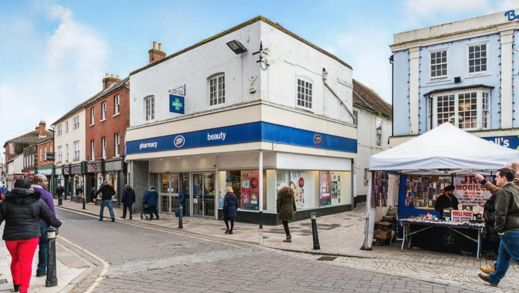 1-5 The Hundred, Romsey for sale Building Photo- Image 1 of 1