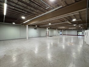9520 Baltimore Ave, College Park, MD for lease Interior Photo- Image 2 of 7
