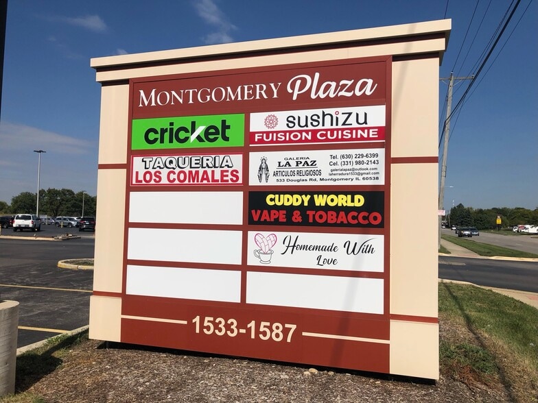 1533-1587 Douglas Rd, Montgomery, IL for lease - Building Photo - Image 2 of 4