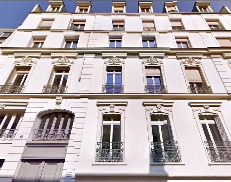 Office in Paris for lease - Building Photo - Image 2 of 17