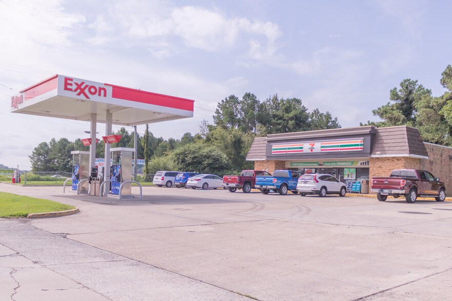 3948 Caratoke Hwy, Barco, NC 27917