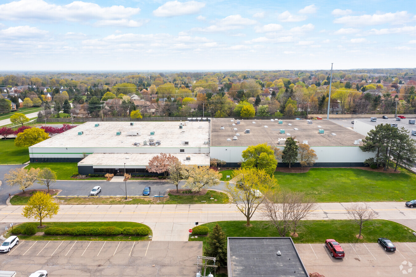 23231 Industrial Park Dr, Farmington Hills, MI 48335 | LoopNet