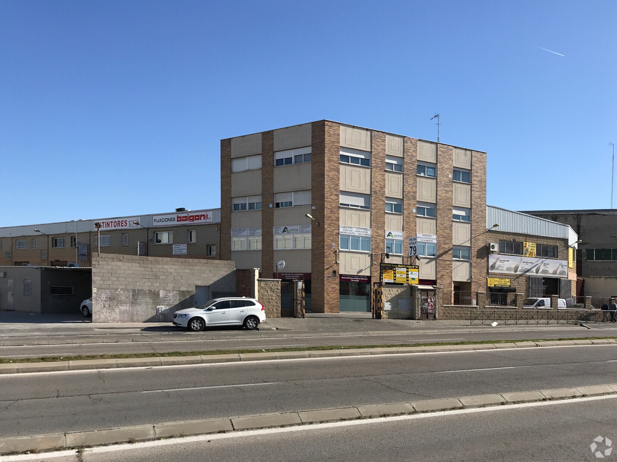 Avenida Real de Pinto, 79, Madrid, Madrid for sale Primary Photo- Image 1 of 1