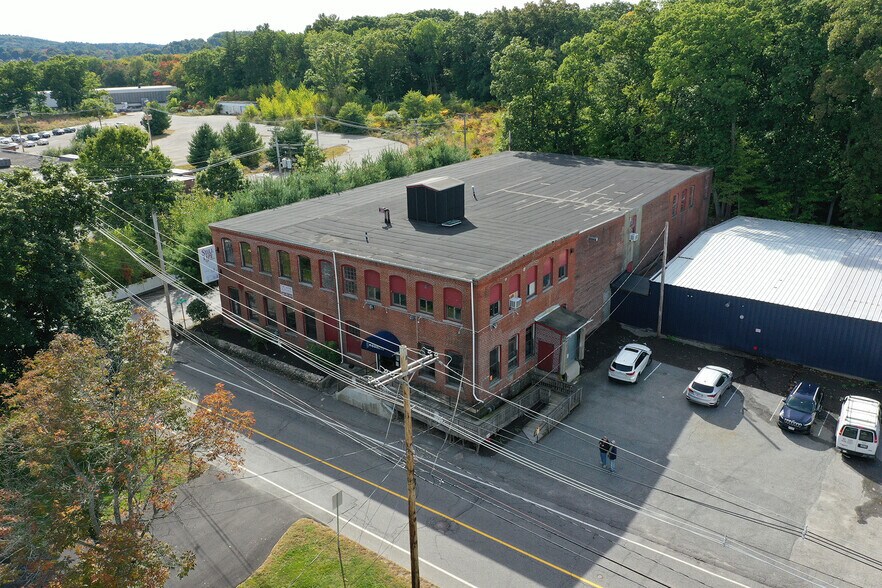 68 Tower St, Hudson, MA 01749