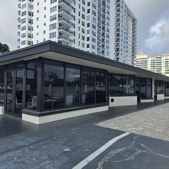 3025 N Ocean Blvd, Fort Lauderdale, FL for lease - Building Photo - Image 1 of 14