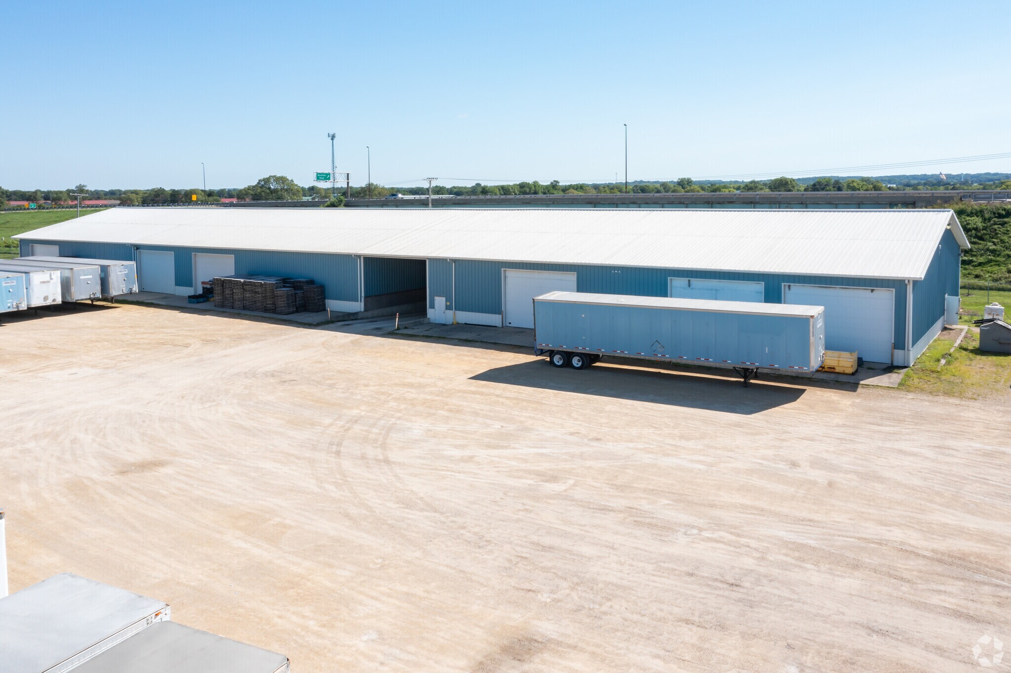 4968 E Rockton Rd, Roscoe, IL for sale Primary Photo- Image 1 of 1