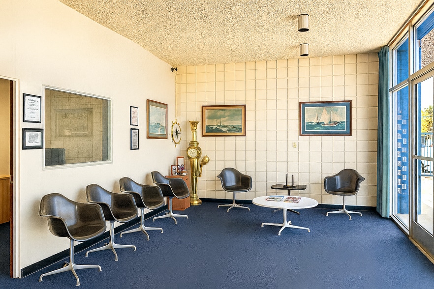 2268 Long Beach Blvd, Long Beach, CA for sale - Interior Photo - Image 2 of 8