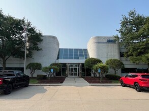 22800 Hall Rd, Clinton Township, MI for lease Building Photo- Image 1 of 1