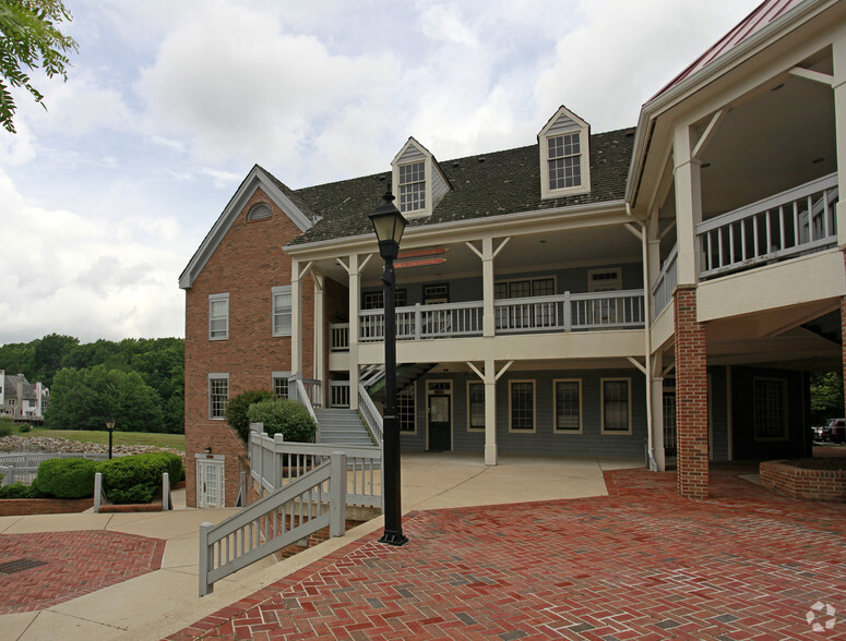 2239 Tacketts Mill Dr, Woodbridge, VA for lease - Building Photo - Image 3 of 7