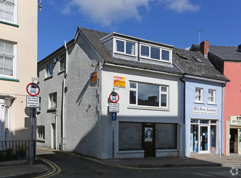 21 Hill St, Haverfordwest for sale - Primary Photo - Image 1 of 1