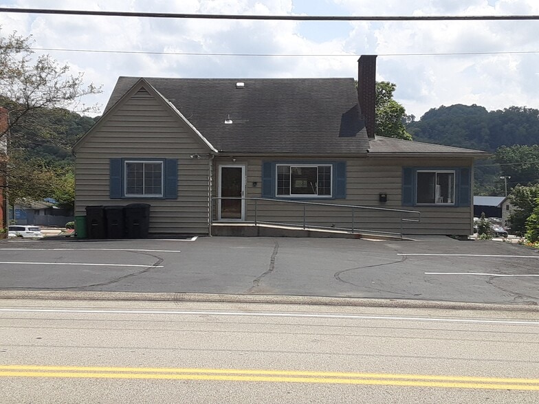 4028 William Penn Hwy, Murrysville, PA for sale - Building Photo - Image 3 of 8