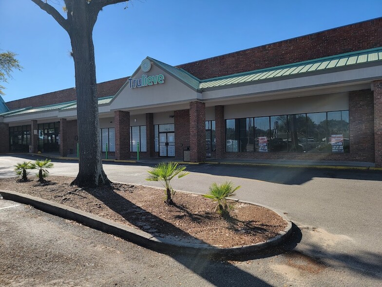 1927 SW College Rd, Ocala, FL for lease - Building Photo - Image 1 of 14