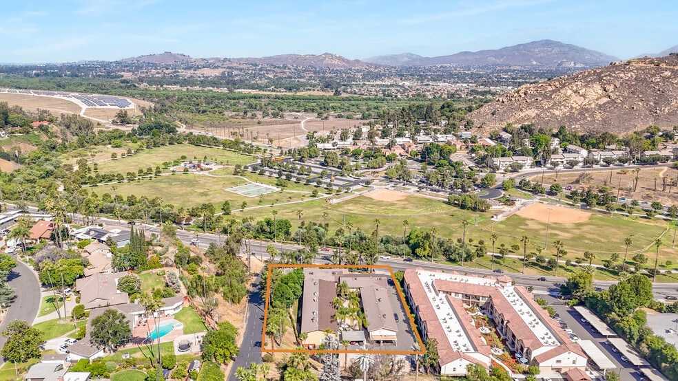 4830 Palm Ave, Riverside, CA for sale - Building Photo - Image 3 of 8