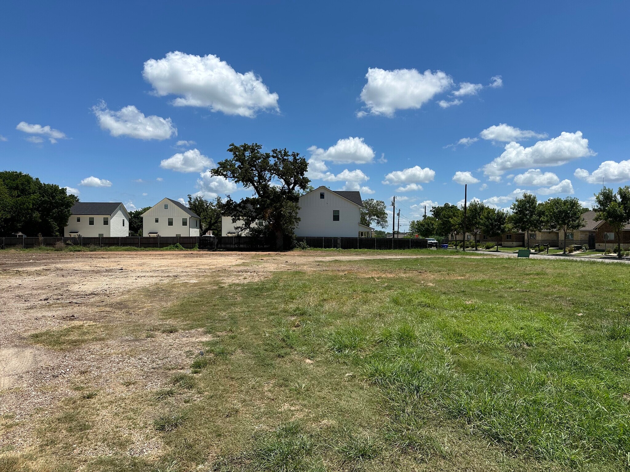 2630 S 3rd St, Waco, TX for sale Primary Photo- Image 1 of 1