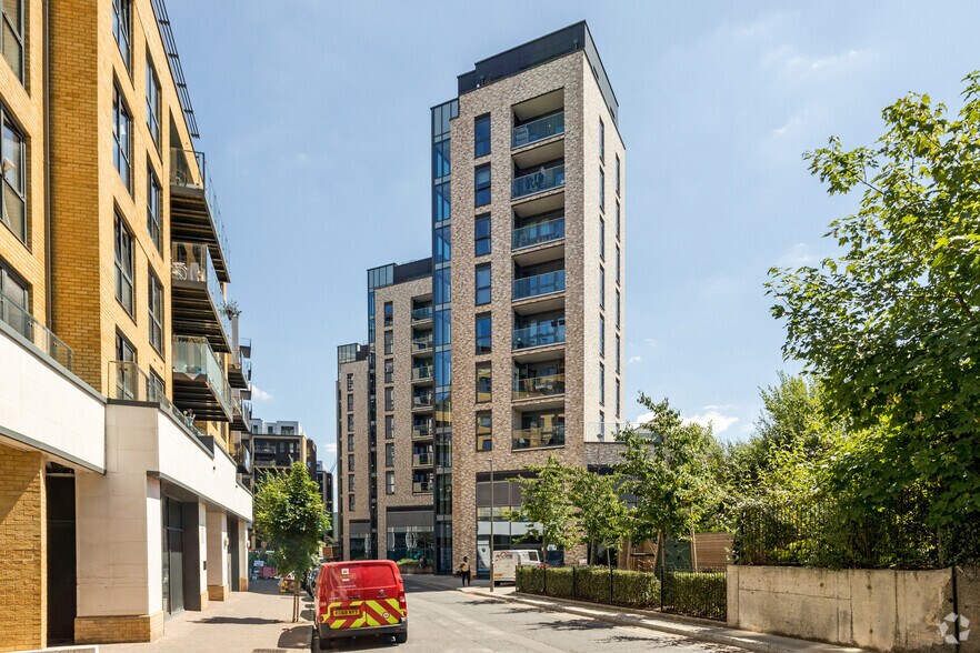 Osiers Rd, London for sale - Primary Photo - Image 1 of 1