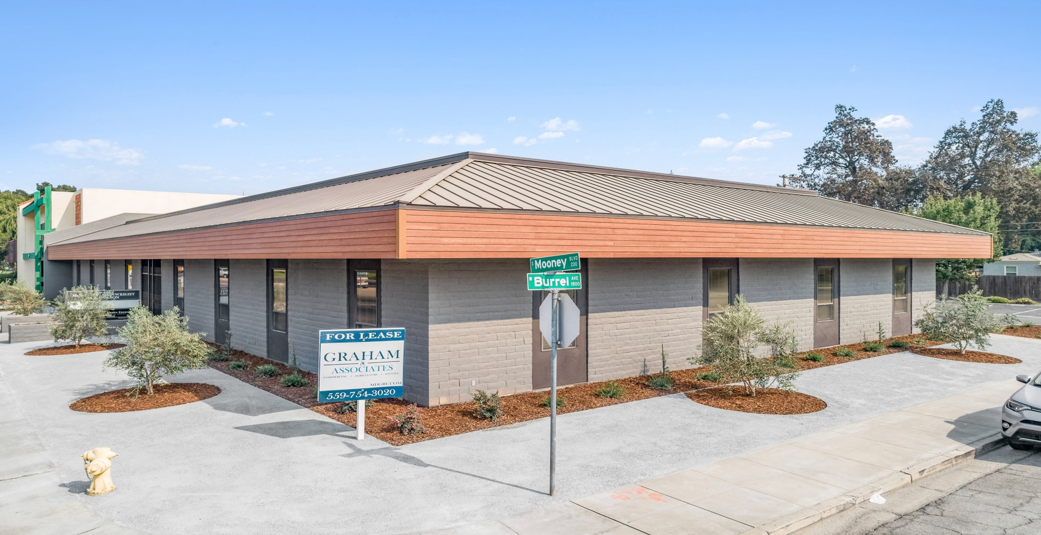 220 S Mooney Blvd, Visalia, CA for lease Interior Photo- Image 1 of 1