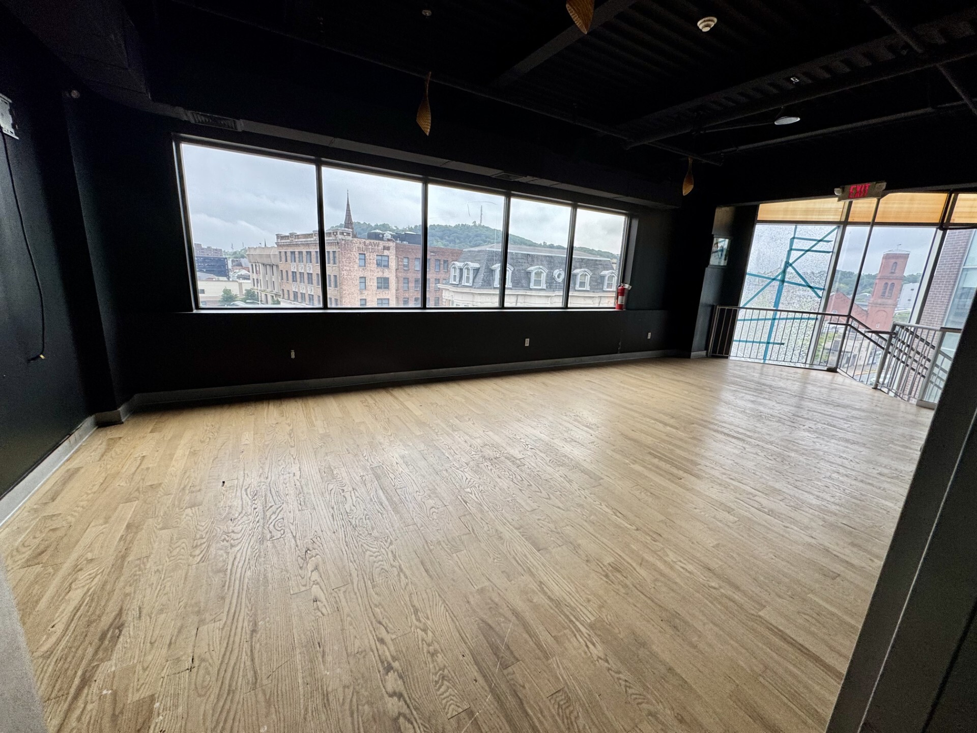 301 Main St, Paterson, NJ for lease Interior Photo- Image 1 of 2