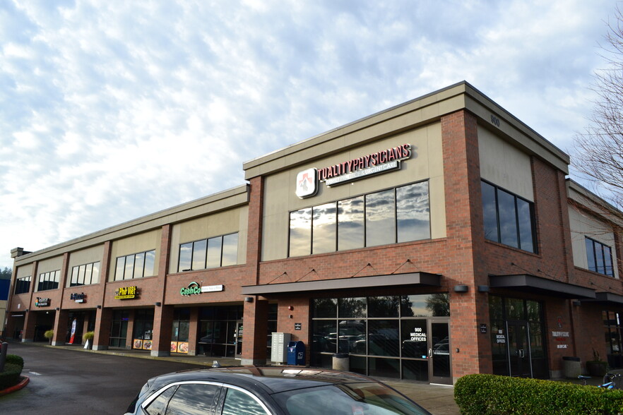 960-980 SE Oak St, Hillsboro, OR for lease - Building Photo - Image 1 of 4