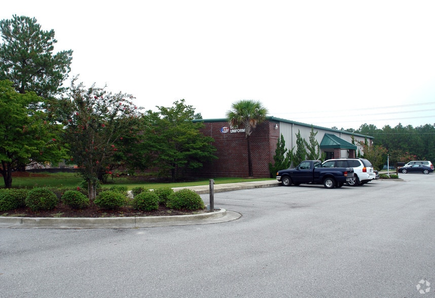 2716 Exchange Dr, Wilmington, NC for lease - Building Photo - Image 3 of 4