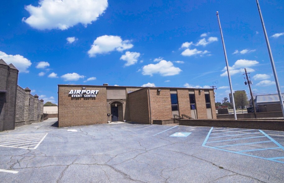 377 N Central Ave, Hapeville, GA 30354