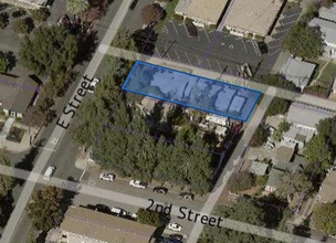 2224 E St, La Verne, CA - aerial  map view