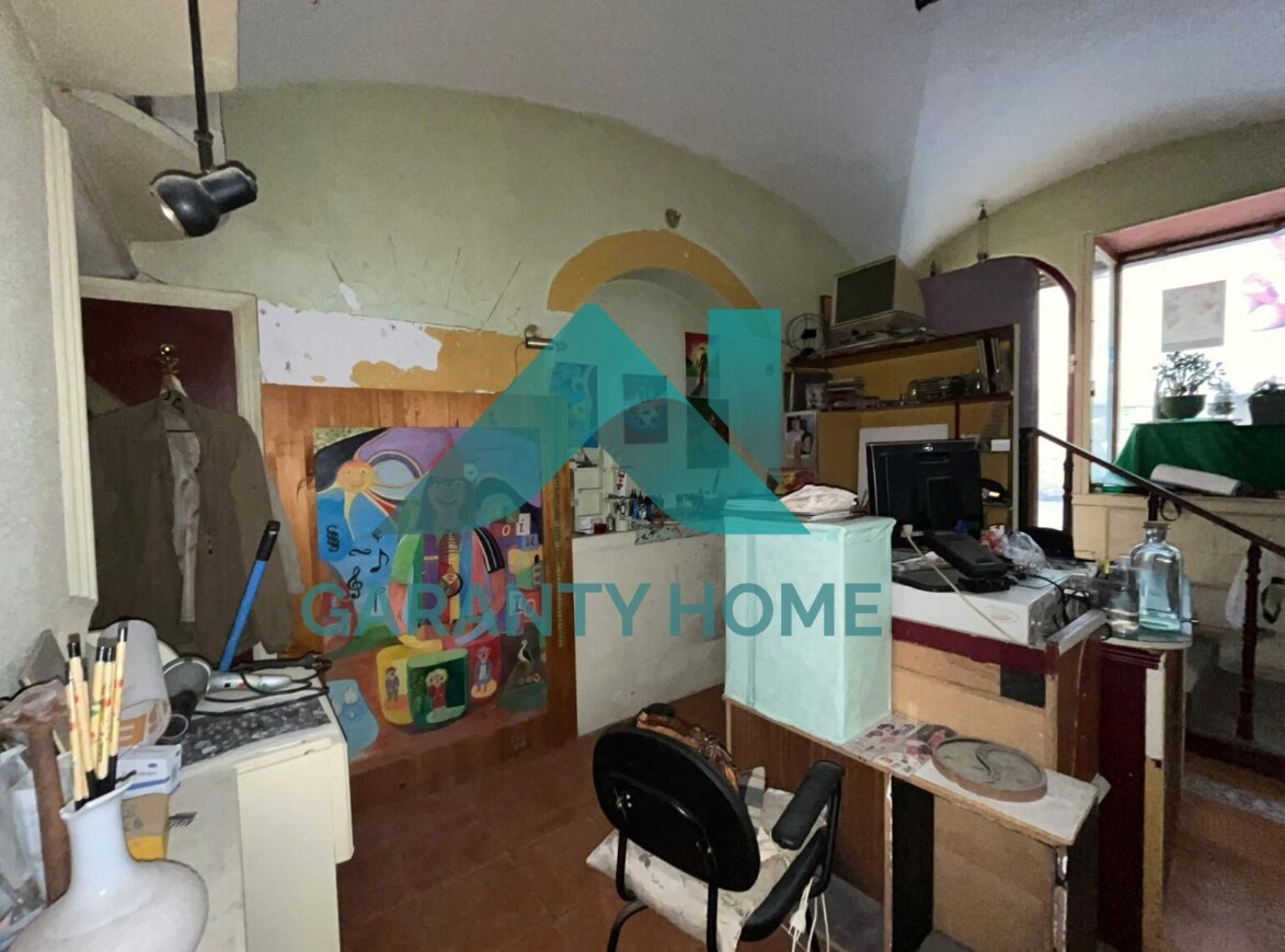 Retail in Cáceres, Cáceres for lease Interior Photo- Image 1 of 5