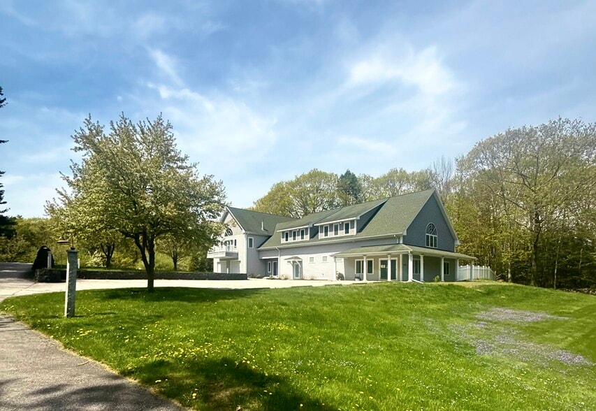 1376 US Route 1, Cape Neddick, ME for lease - Building Photo - Image 2 of 3