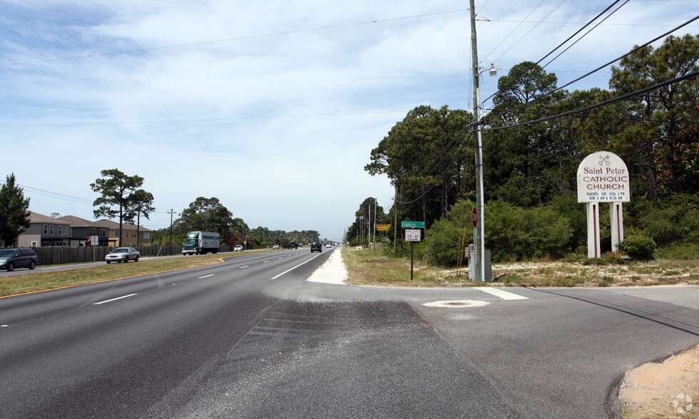 1930-1998 Highway 98, Mary Esther, FL for sale - Primary Photo - Image 1 of 3