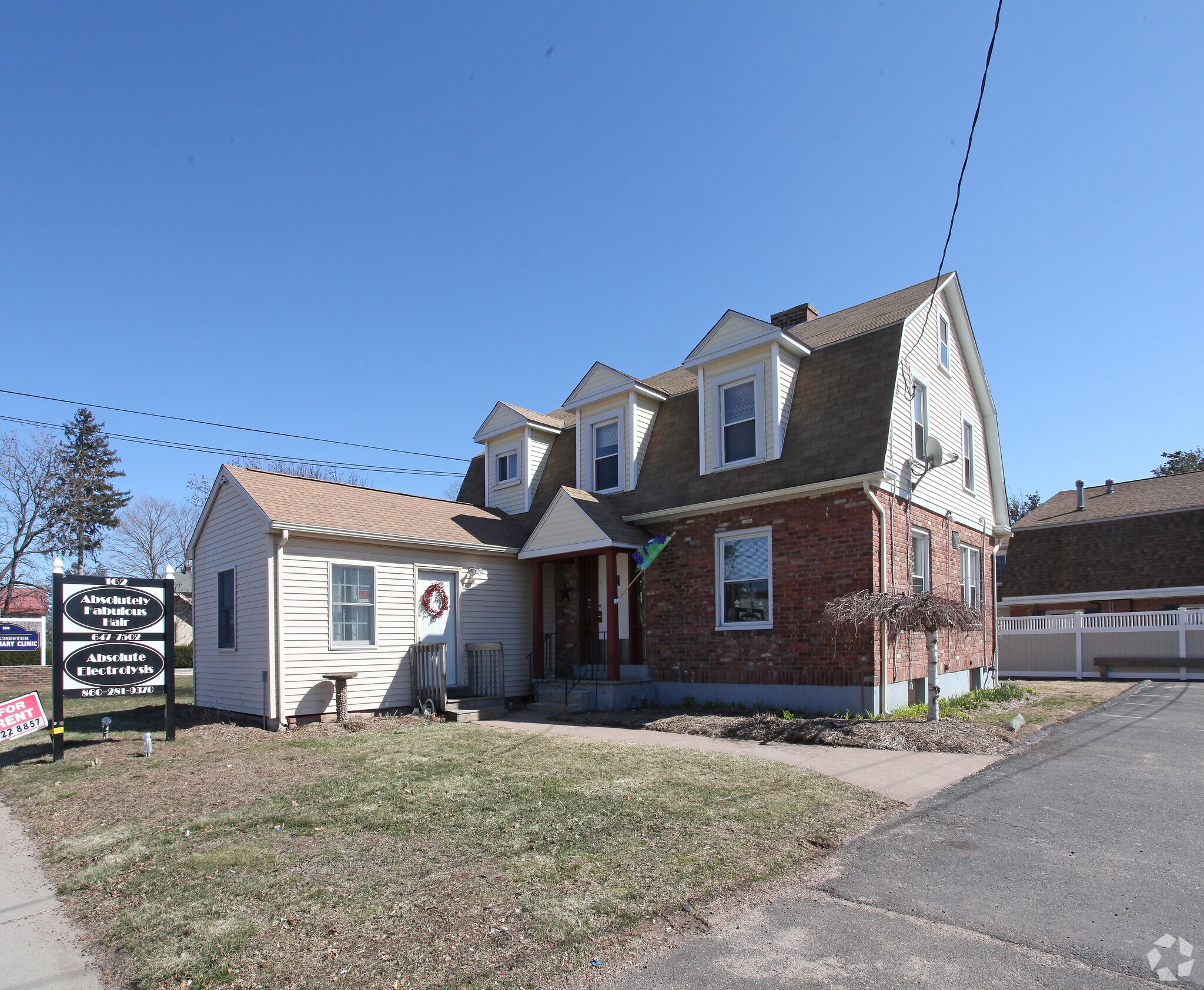 162 Spencer St, Manchester, CT for sale Primary Photo- Image 1 of 1