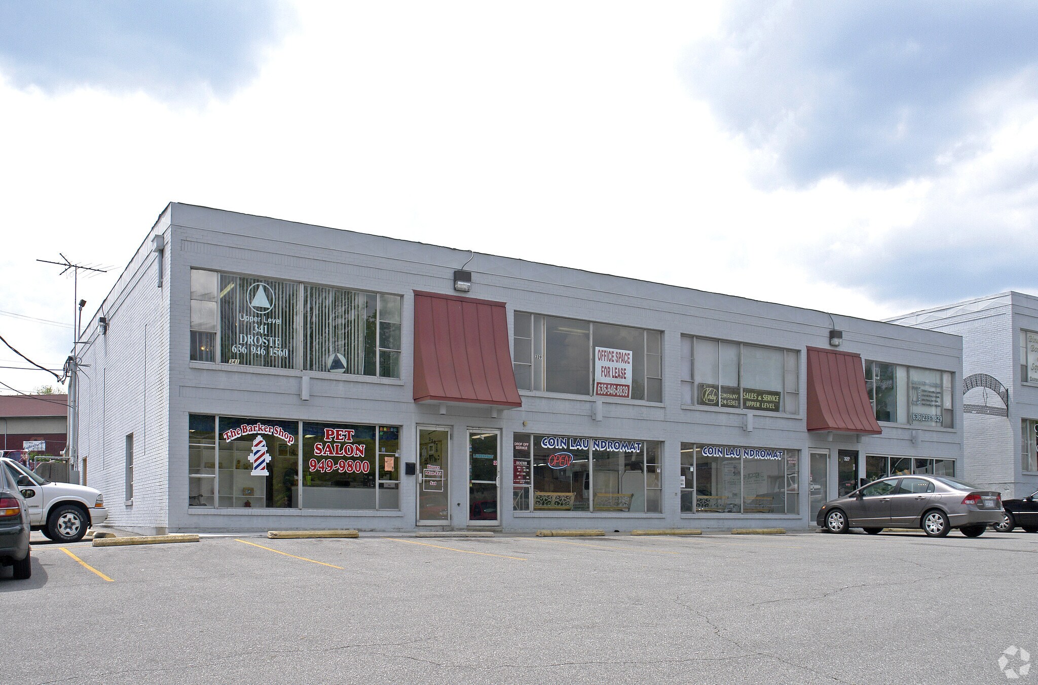 301-341 Droste Rd, Saint Charles, MO for sale Primary Photo- Image 1 of 1