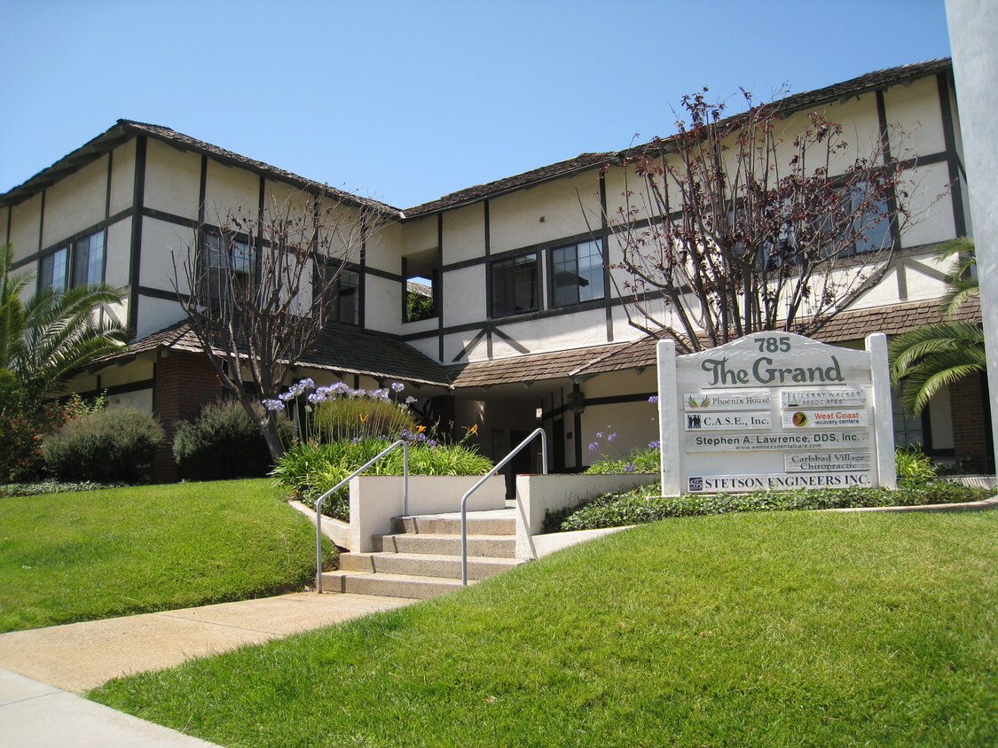 785 Grand Ave, Carlsbad, CA for lease Building Photo- Image 1 of 3