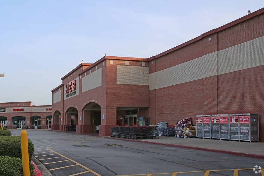 16811 El Camino Real, Houston, TX for sale - Building Photo - Image 2 of 6