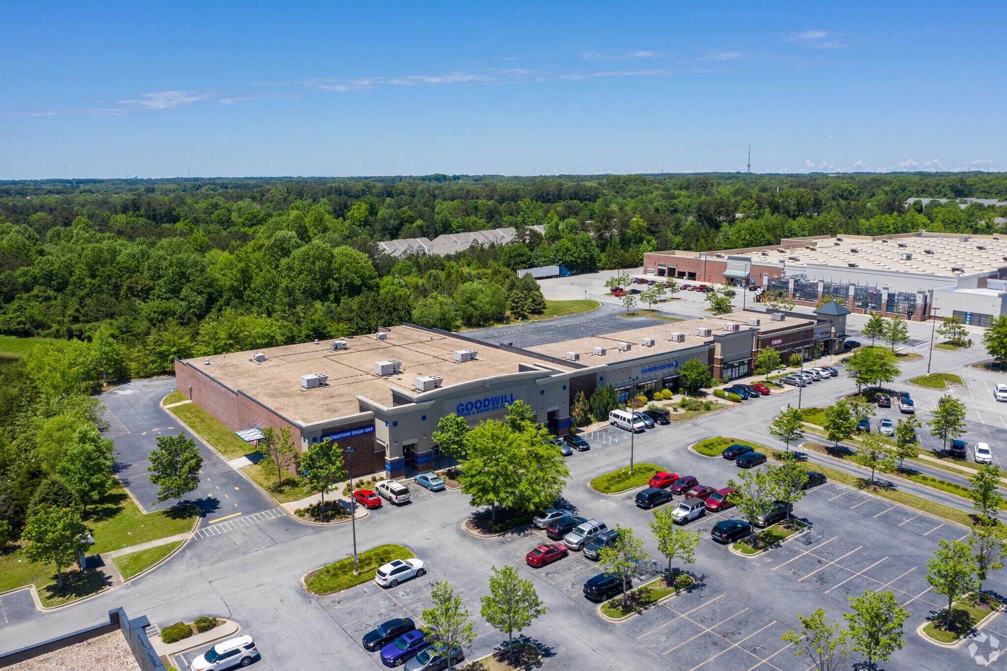 6175 Old National Hwy, Atlanta, GA 30349 Old National Town Center