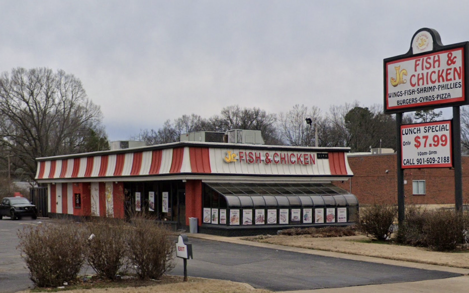 3196 Austin Peay Hwy, Memphis, TN for lease - Building Photo - Image 3 of 7