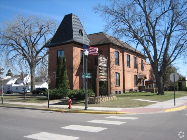 237 2nd Ave SW, Cambridge, MN for lease - Building Photo - Image 2 of 3