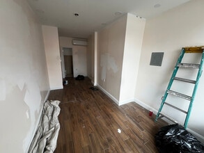 200 W 236th St, Bronx, NY for lease Interior Photo- Image 1 of 5