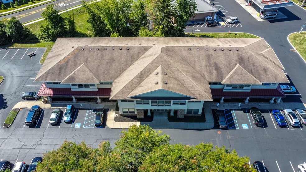 1243 Easton Rd, Warrington, PA for lease - Primary Photo - Image 1 of 26
